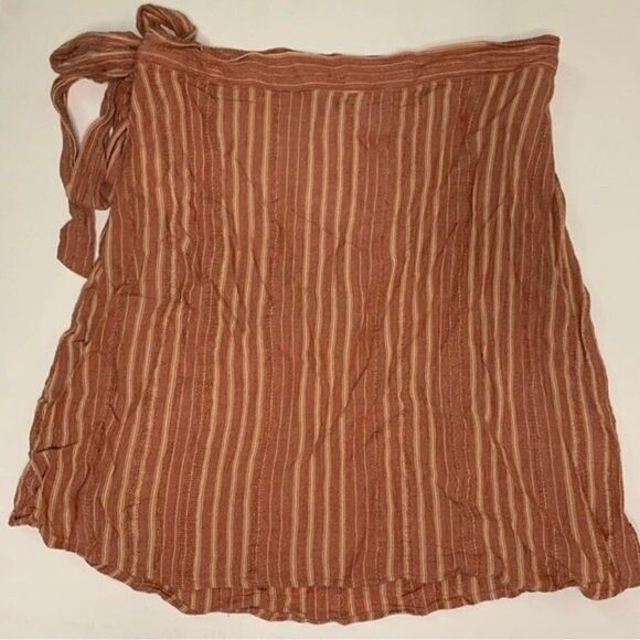 American Eagle High-Waisted Striped Tie Wrap Mini Skirt Size Medium - Picture 9 of 10